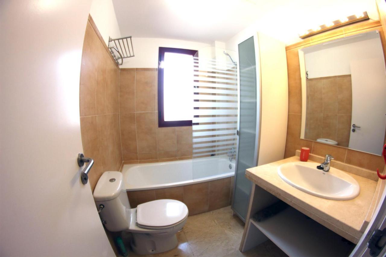 Vista Bahia Apartment Касарес Екстериор снимка