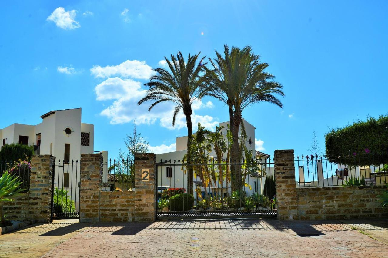 Vista Bahia Apartment Касарес Екстериор снимка